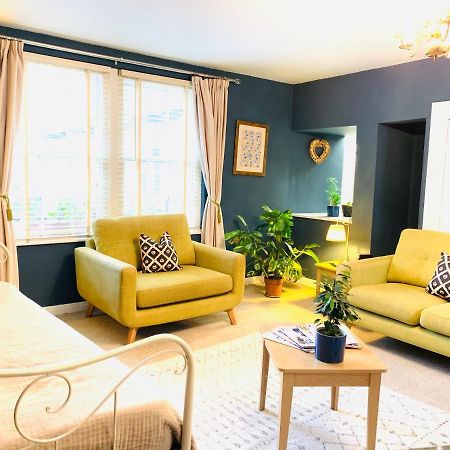 Villa 'Downtown' @ Terracotta Court Bradford-On-Avon Esterno foto